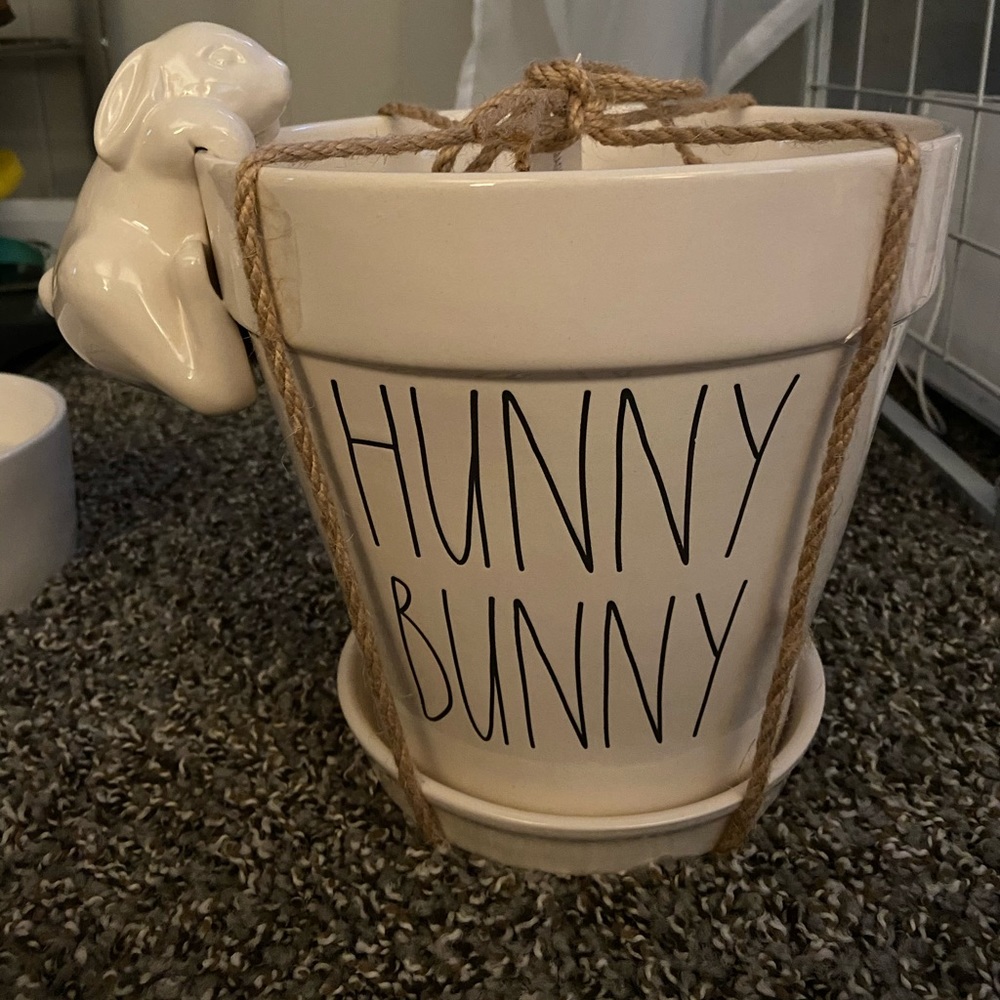 Rae Dunn Hunny Bunny planter